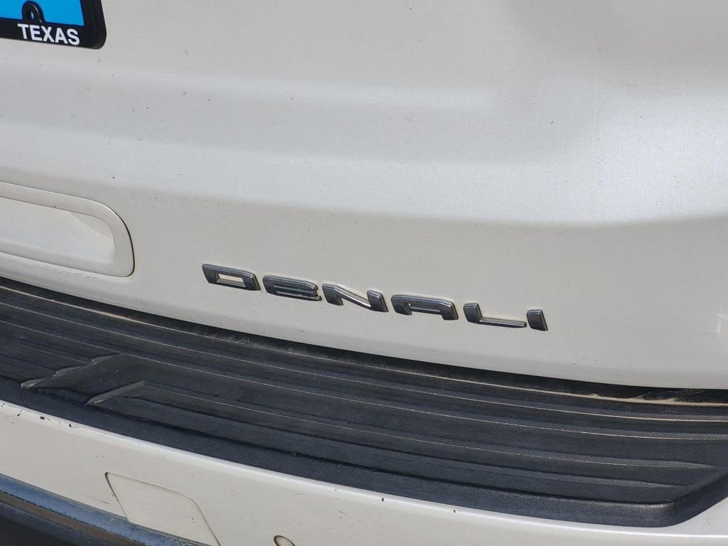 2021 GMC Yukon XL Denali - Photo 8