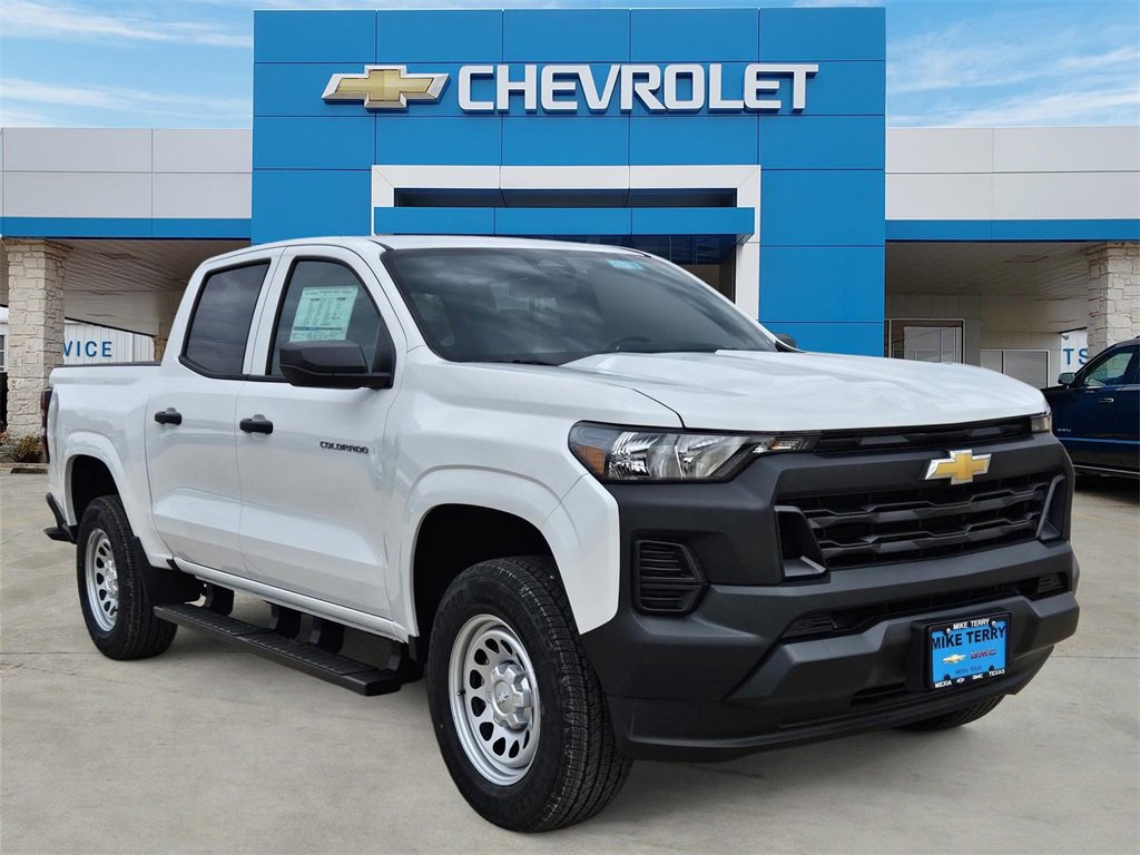 2026 Chevrolet Colorado Work Truck's photo