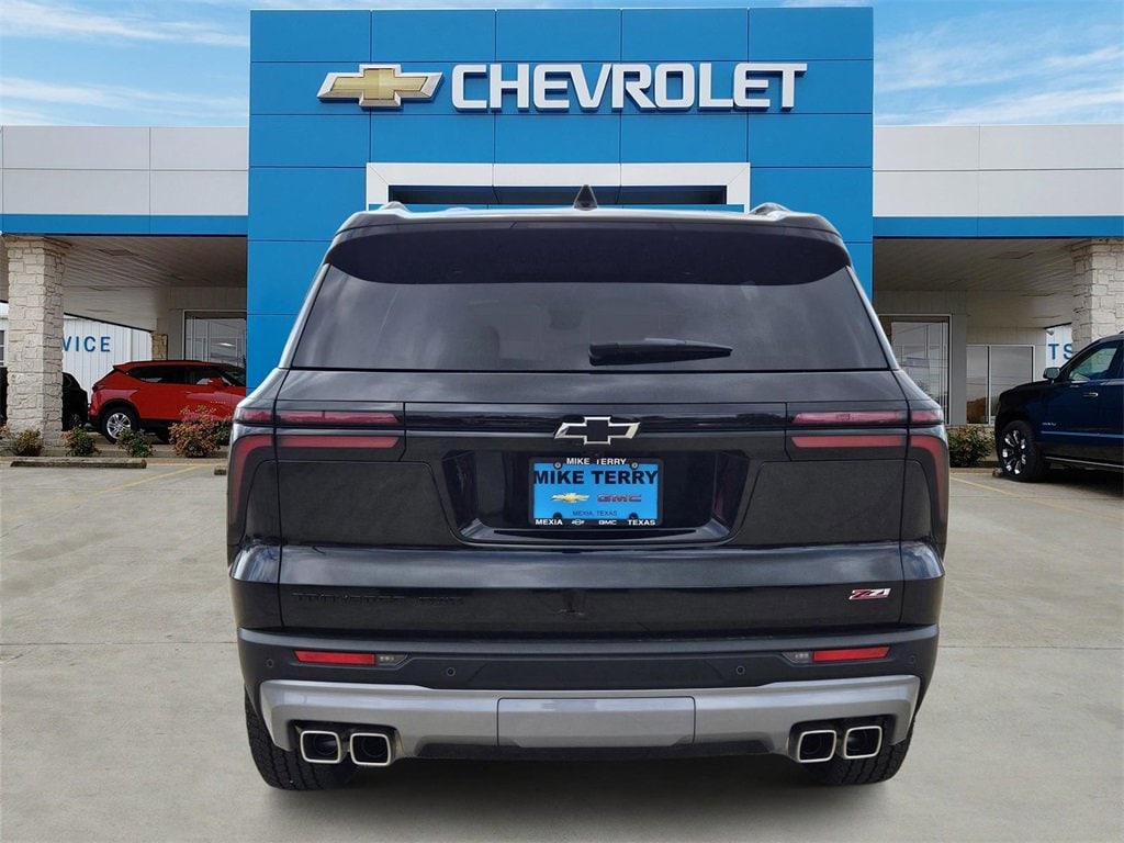 Used 2025 Chevrolet Traverse Z71 SUV