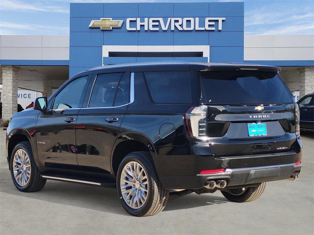 2025 Chevrolet Tahoe Premier photo 3