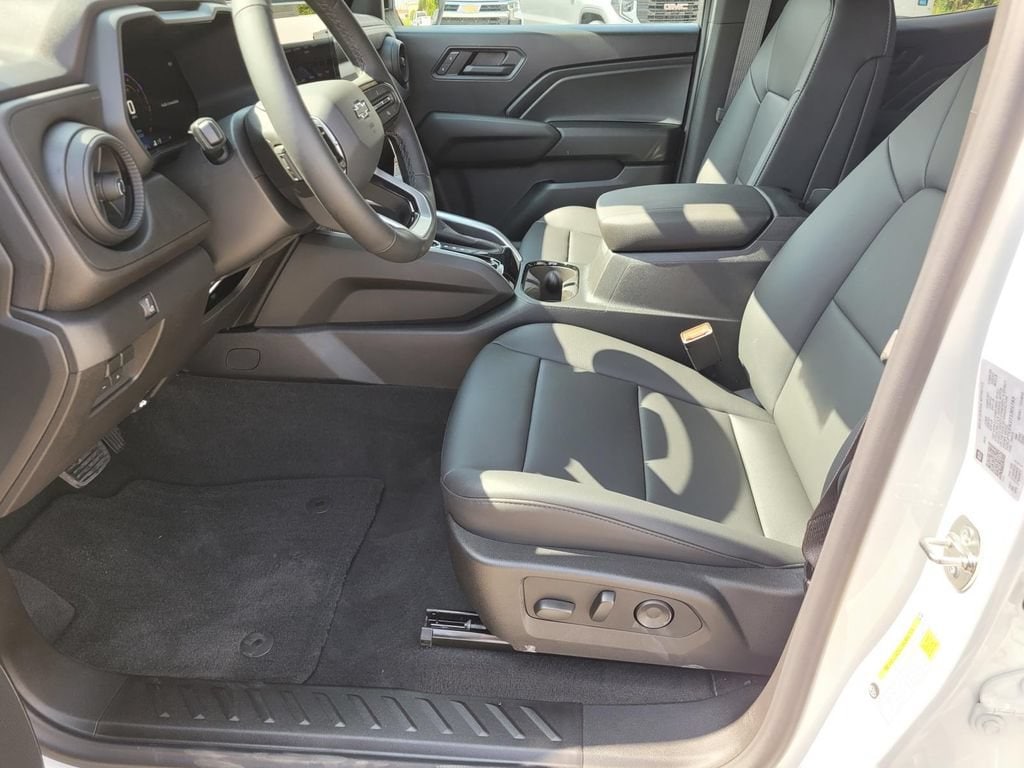 2026 Chevrolet Colorado Trail Boss - Photo 12