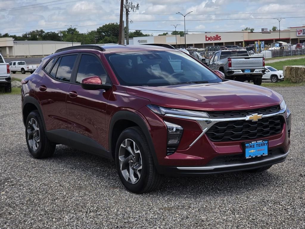 2025 Chevrolet Trax LT's photo