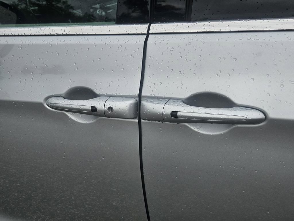 2024 Chrysler Pacifica Touring L - Photo 6