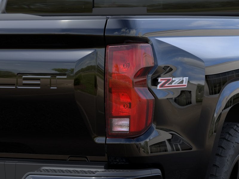 2025 Chevrolet Colorado Z71 - Photo 35