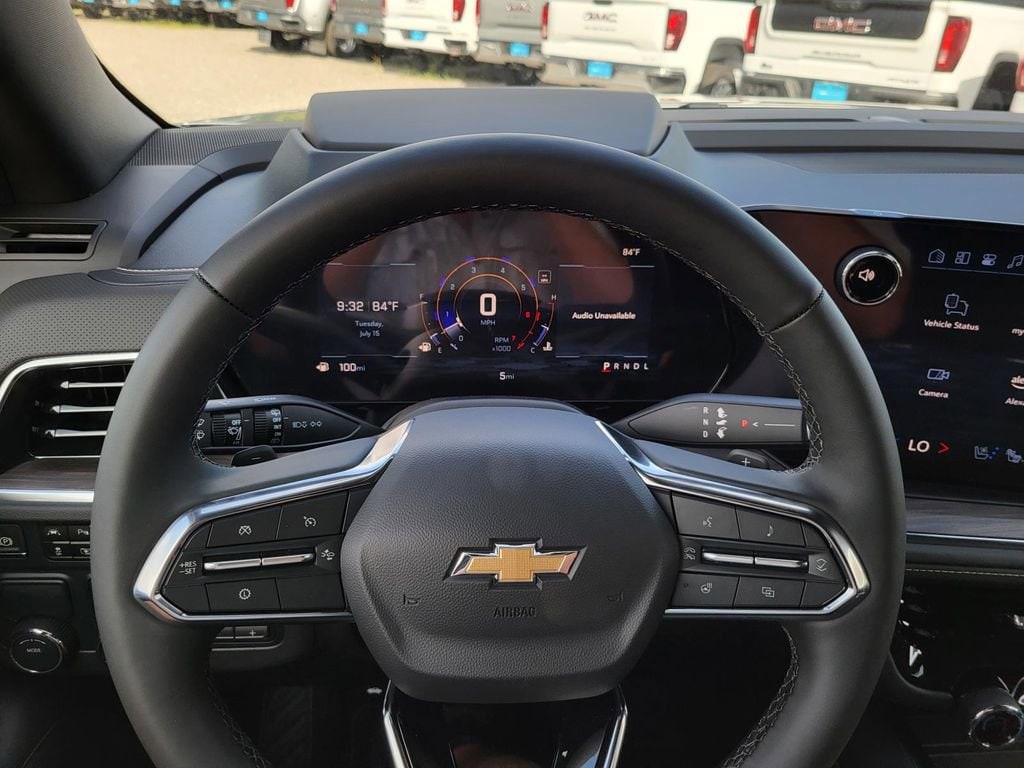 2025 Chevrolet Suburban Premier - Photo 12