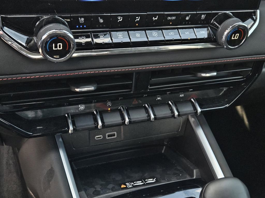 2025 Chevrolet Colorado Z71 - Photo 20