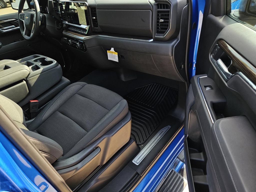 2025 Chevrolet Silverado 1500 LT - Photo 8