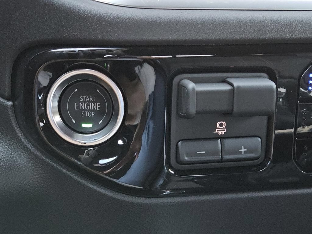 2026 Chevrolet Silverado 1500 High Country - Photo 14