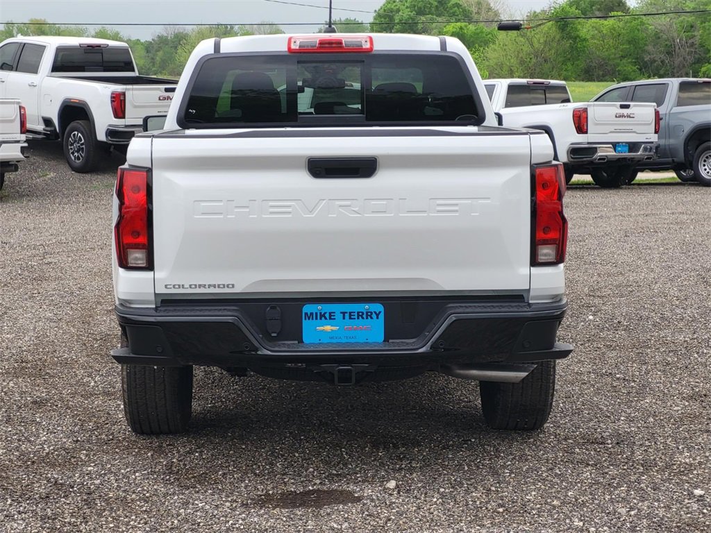 2025 Chevrolet Colorado LT photo 4