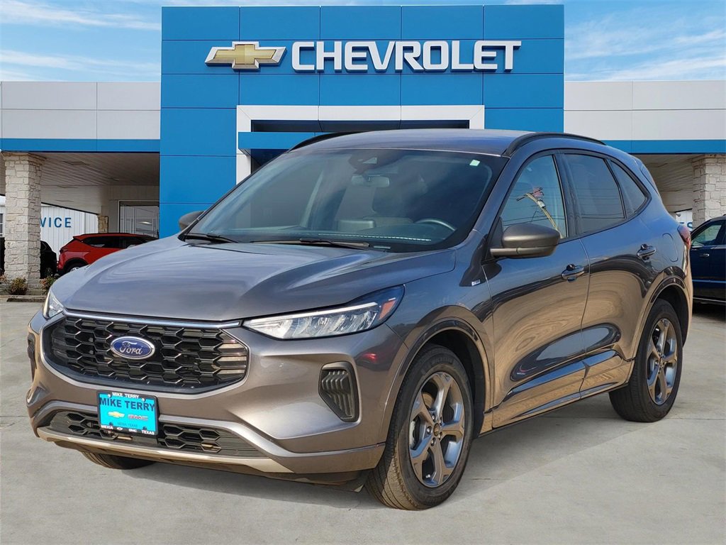 2024 Ford Escape ST-Line photo 2