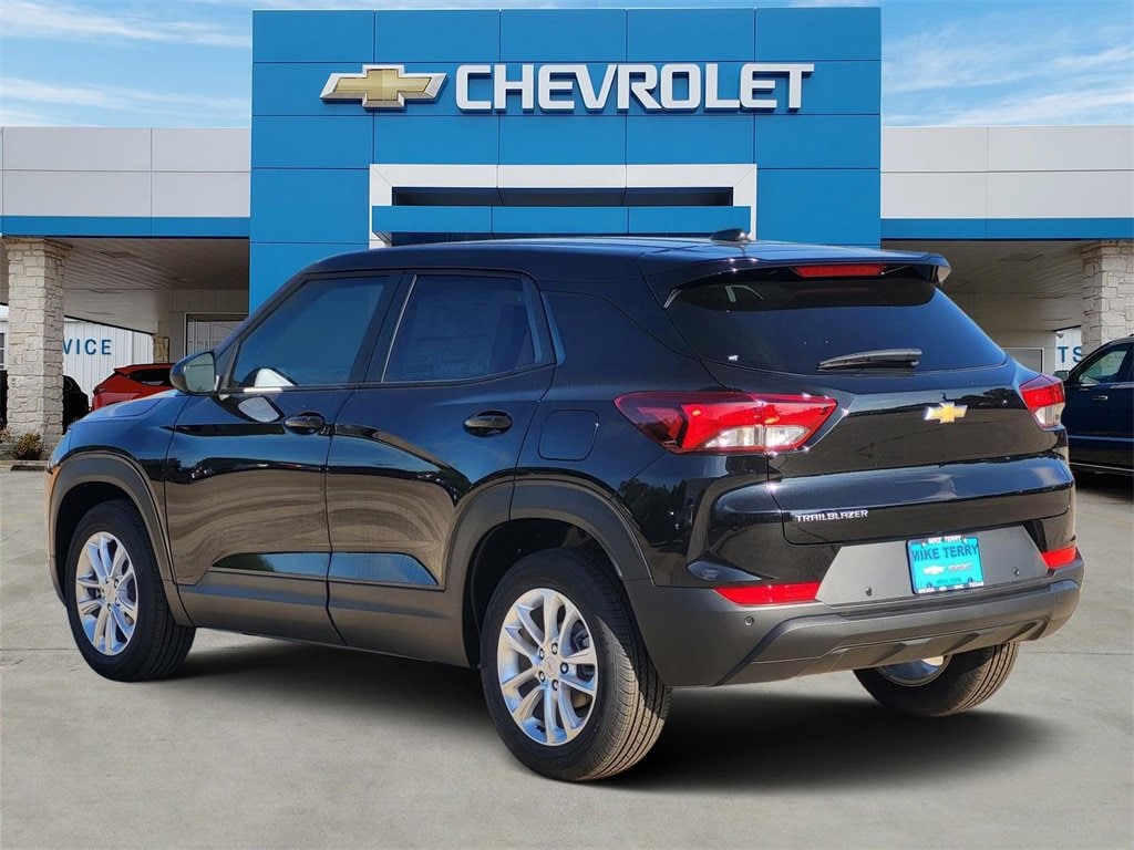 New 2026 Chevrolet Trailblazer LS SUV