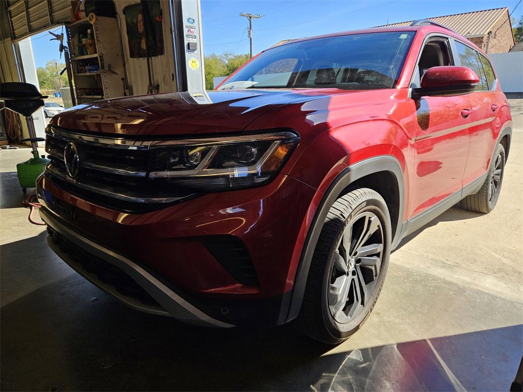 2022 Volkswagen Atlas SE Technology photo 2