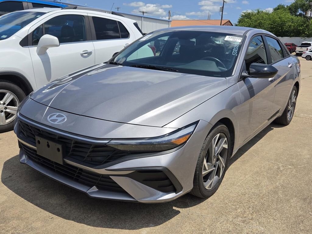 Used 2025 Hyundai Elantra SEL Sport Sedan