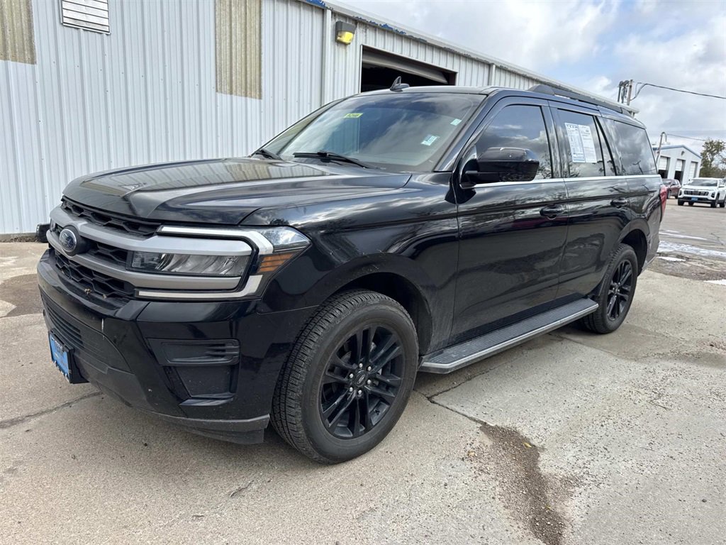 2022 Ford Expedition XLT photo 3