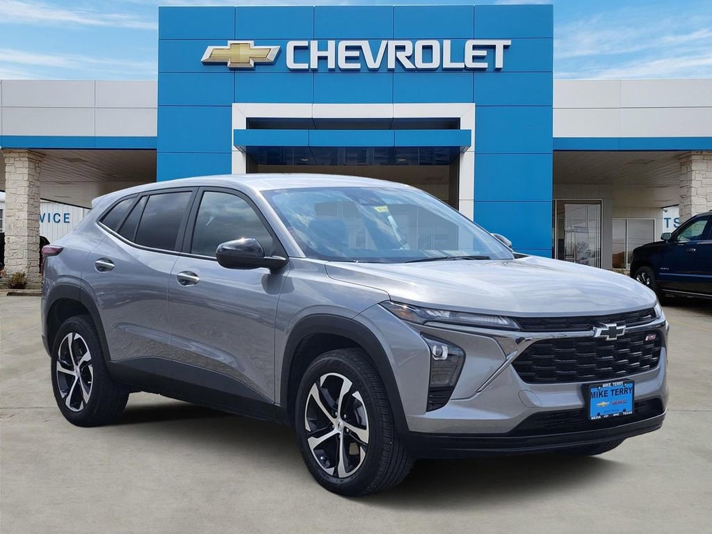 2025 Chevrolet Trax RS