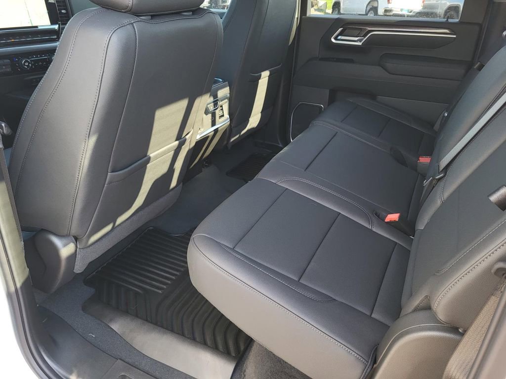 2025 Chevrolet Silverado 2500 HD LTZ - Photo 21