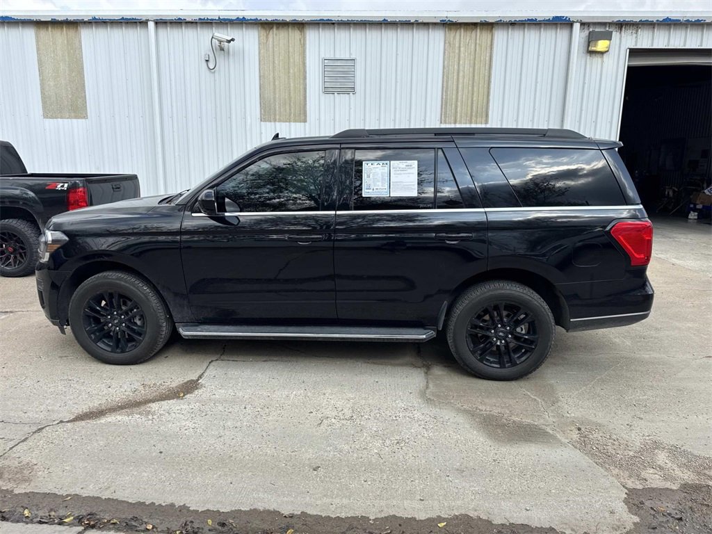 2022 Ford Expedition XLT photo 4