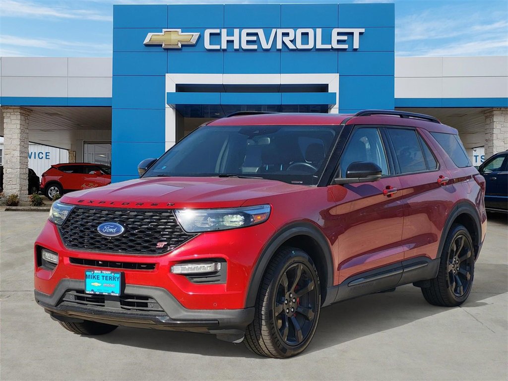 2022 Ford Explorer ST photo 3