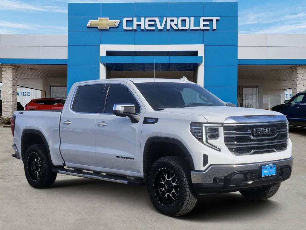 2023 GMC Sierra 1500 SLT