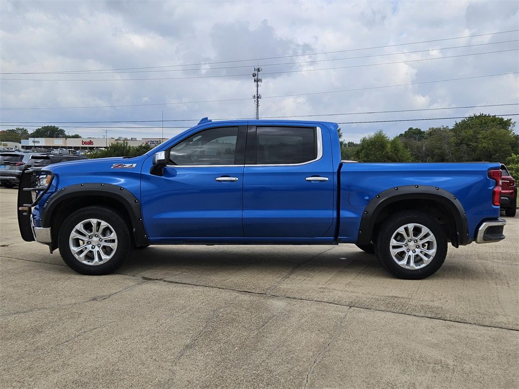 2024 Chevrolet Silverado 1500 LTZ photo 3