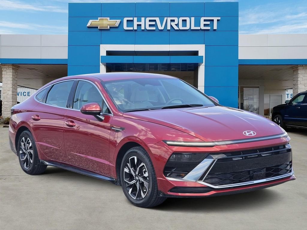 2025 Hyundai Sonata SEL's photo