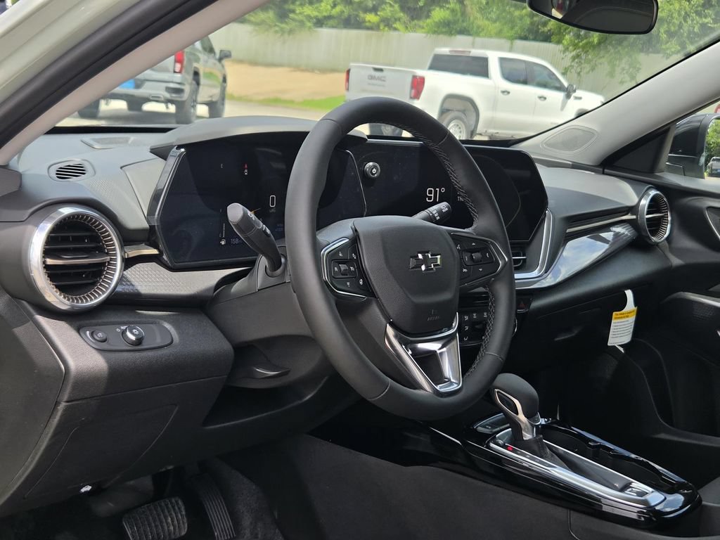 2026 Chevrolet Trax Activ - Photo 11