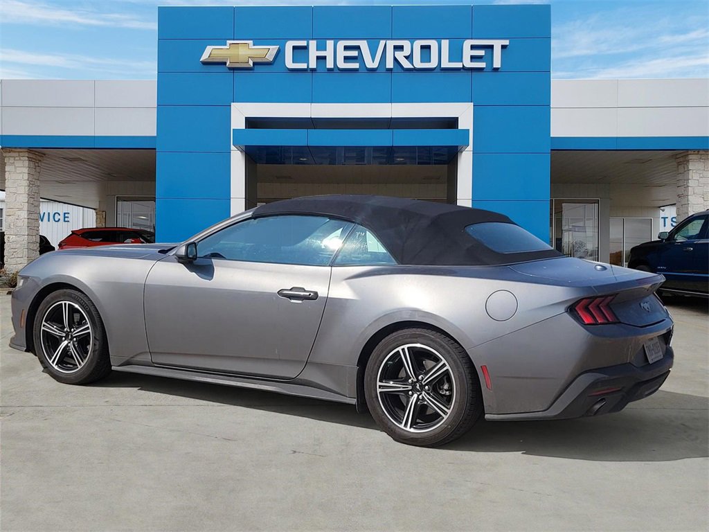 2024 Ford Mustang EcoBoost photo 4