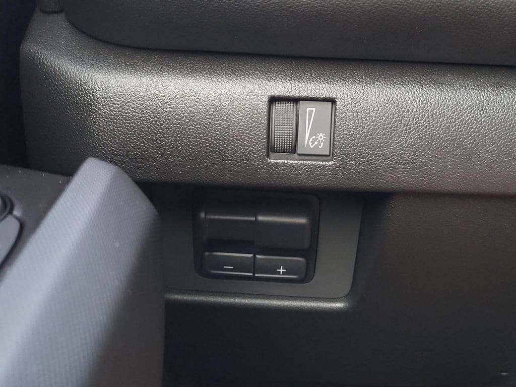 2025 Chevrolet Colorado LT - Photo 8