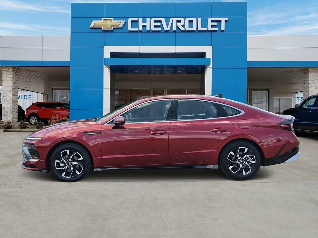 Used 2025 Hyundai Sonata SEL Sedan