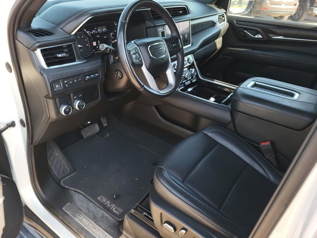 2021 GMC Yukon XL Denali - Photo 13