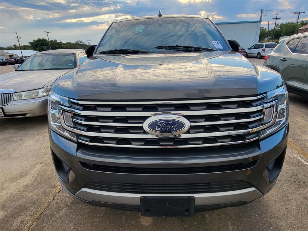 2020 Ford Expedition XLT photo 2