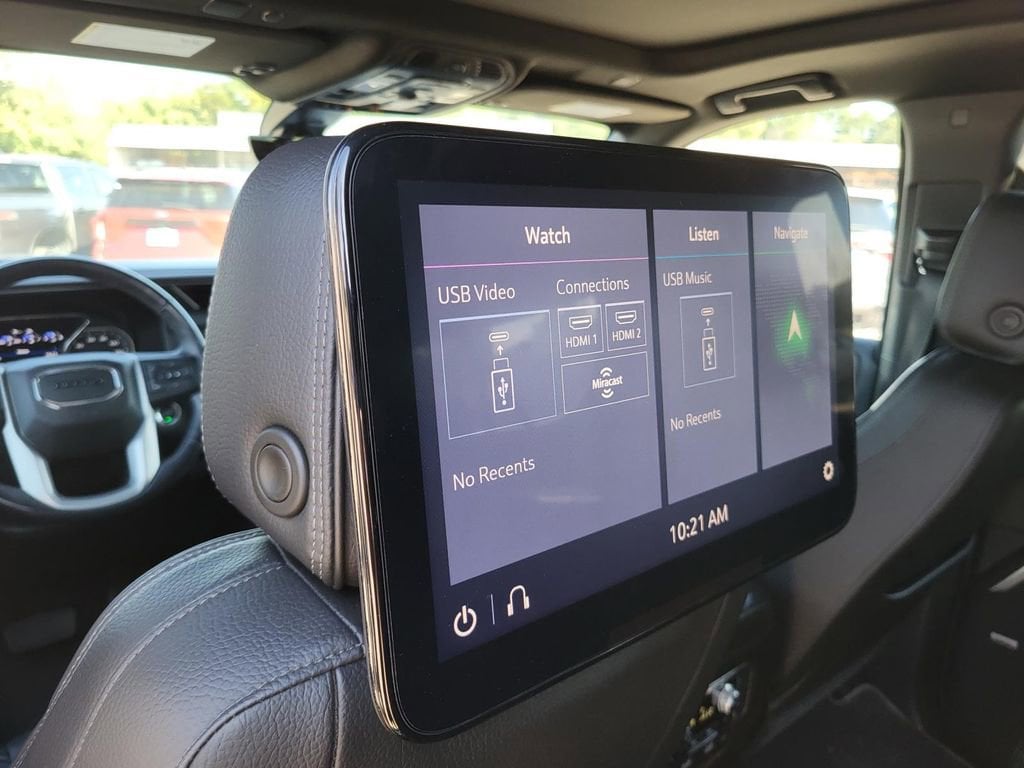 2021 GMC Yukon XL Denali - Photo 18