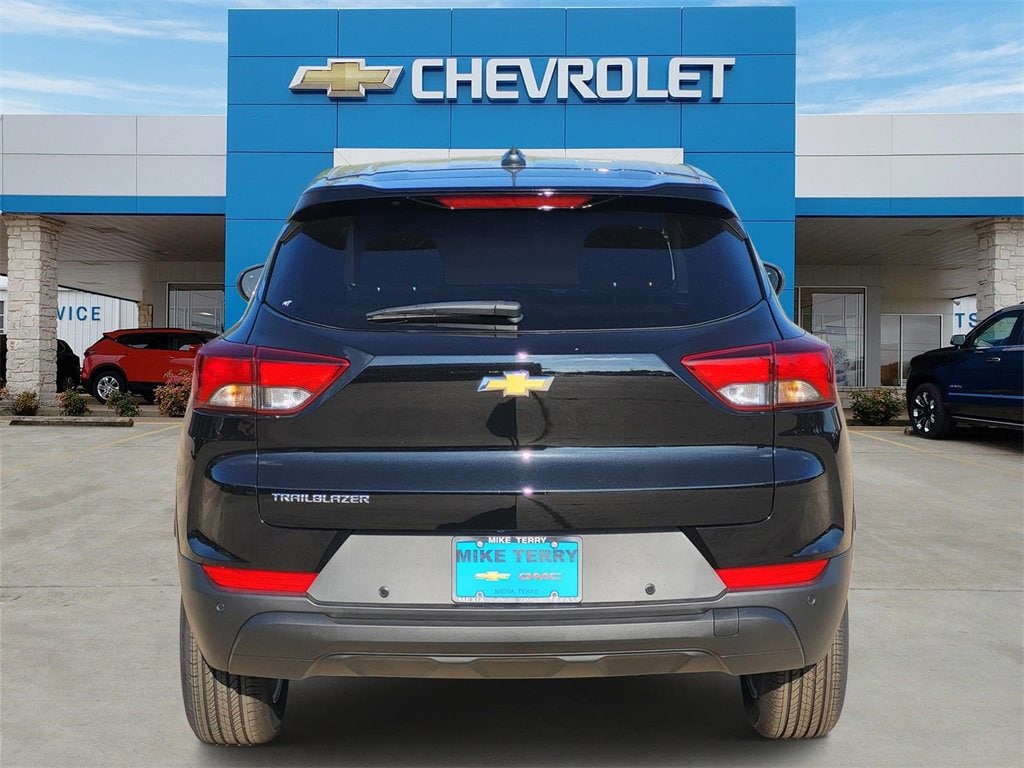 New 2026 Chevrolet Trailblazer LS SUV