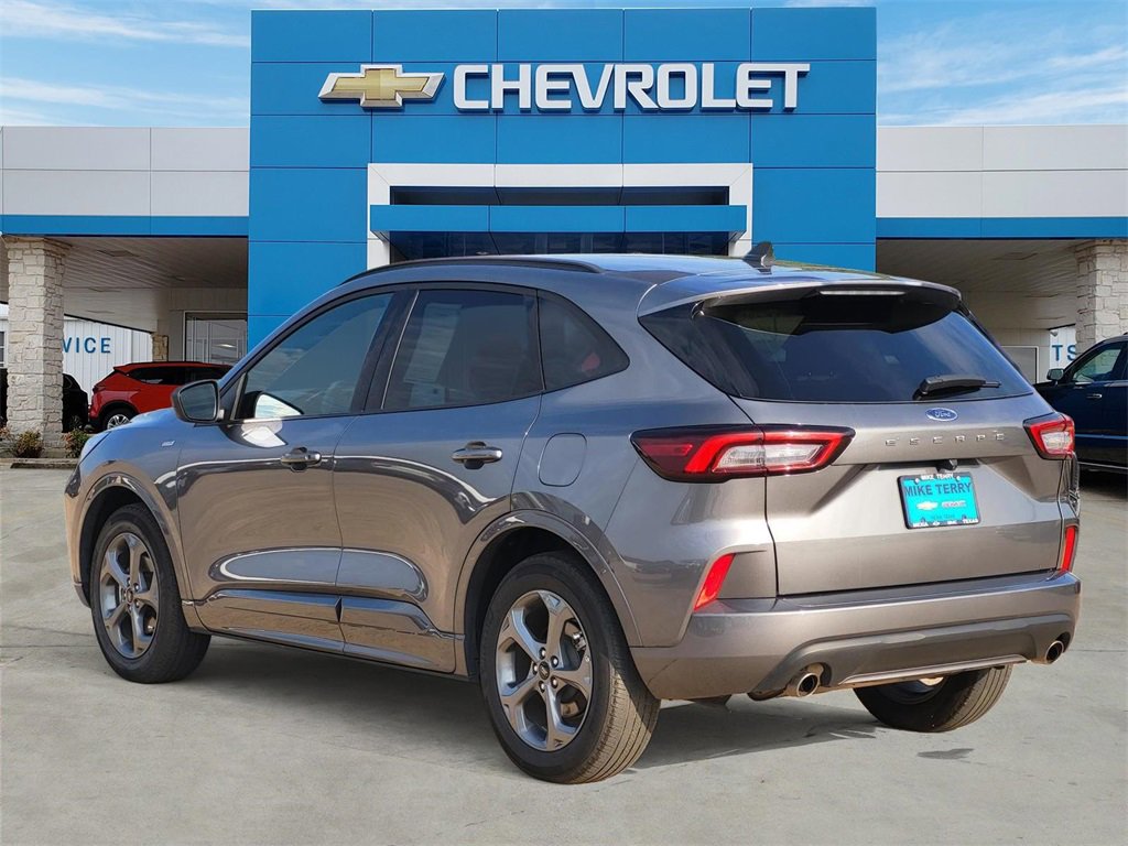 2024 Ford Escape ST-Line photo 3