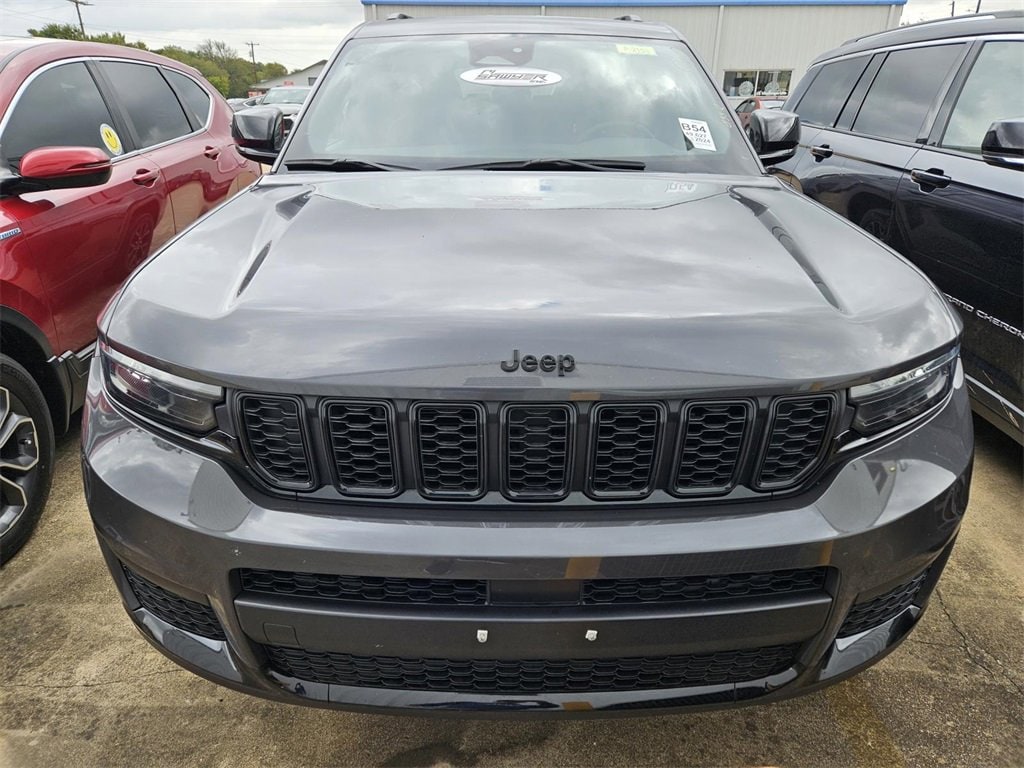 Used 2024 Jeep Grand Cherokee L Altitude