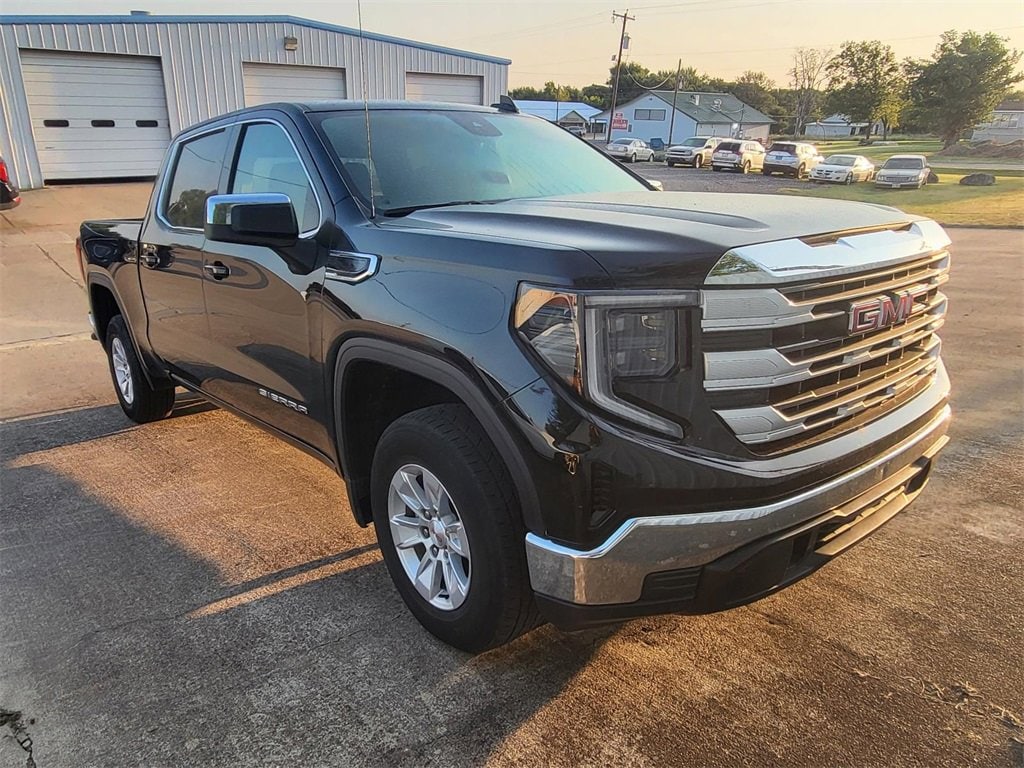 2024 GMC Sierra 1500 SLE