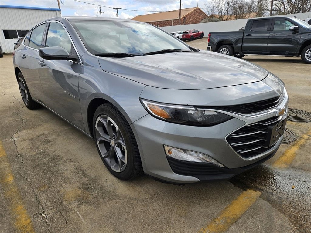 2024 Chevrolet Malibu 1LT's photo