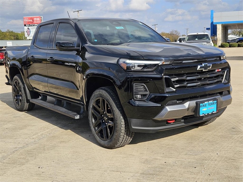 New 2025 Chevrolet Colorado Z71 Truck