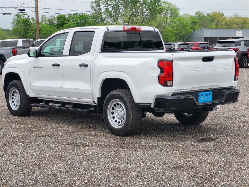 2025 Chevrolet Colorado LT photo 3