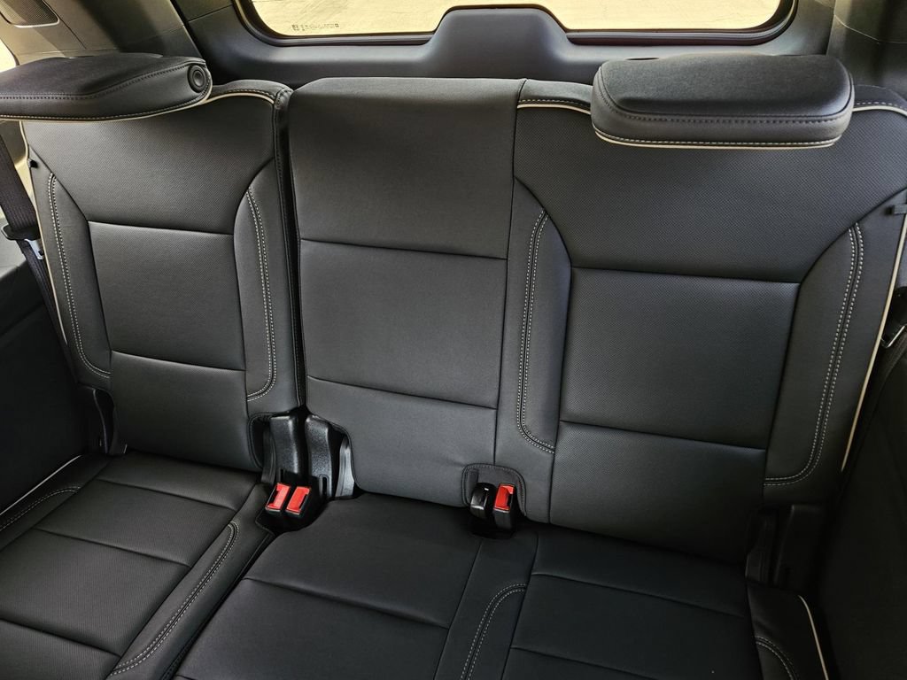 2026 Chevrolet Tahoe Premier - Photo 12