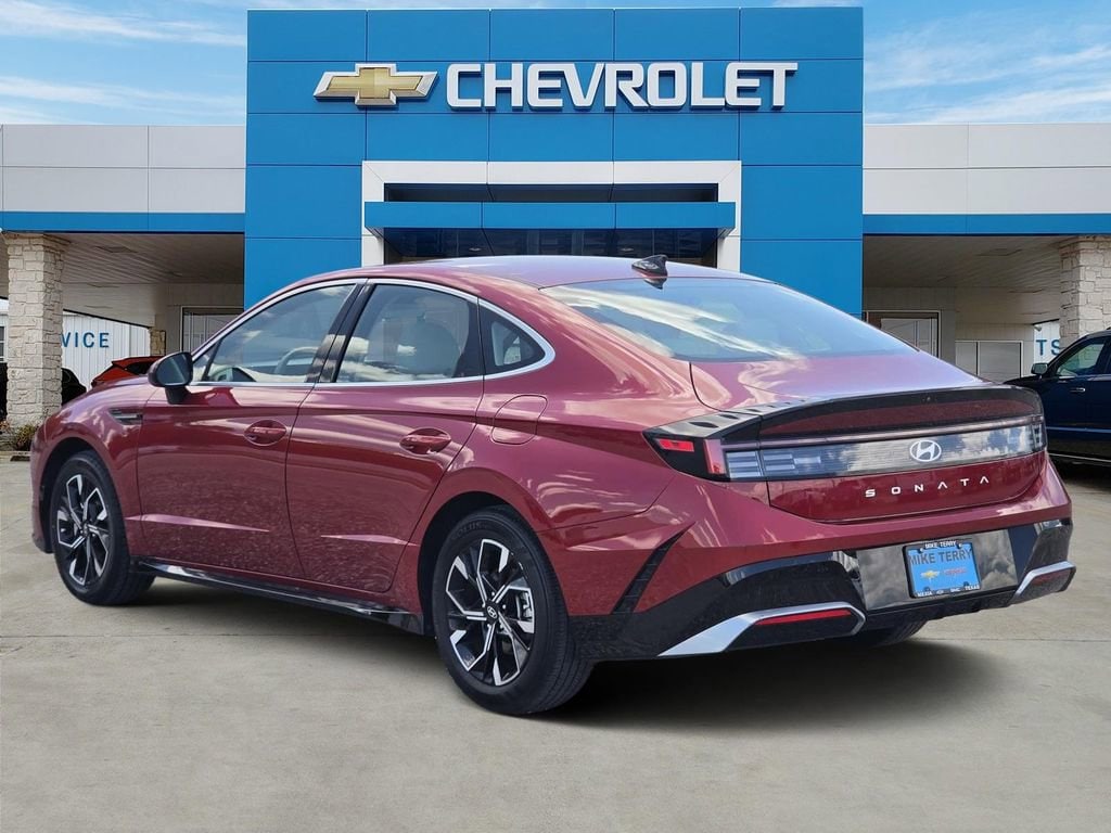 Used 2025 Hyundai Sonata SEL Sedan