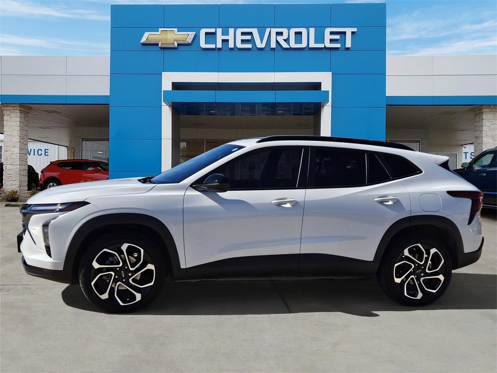 Used 2025 Chevrolet Trax 2RS SUV