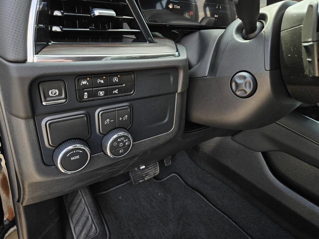 2026 Chevrolet Tahoe Premier - Photo 18