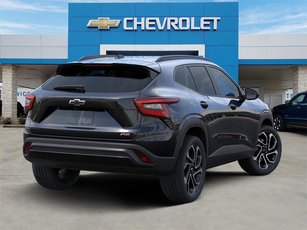 2025 Chevrolet Trax photo 4