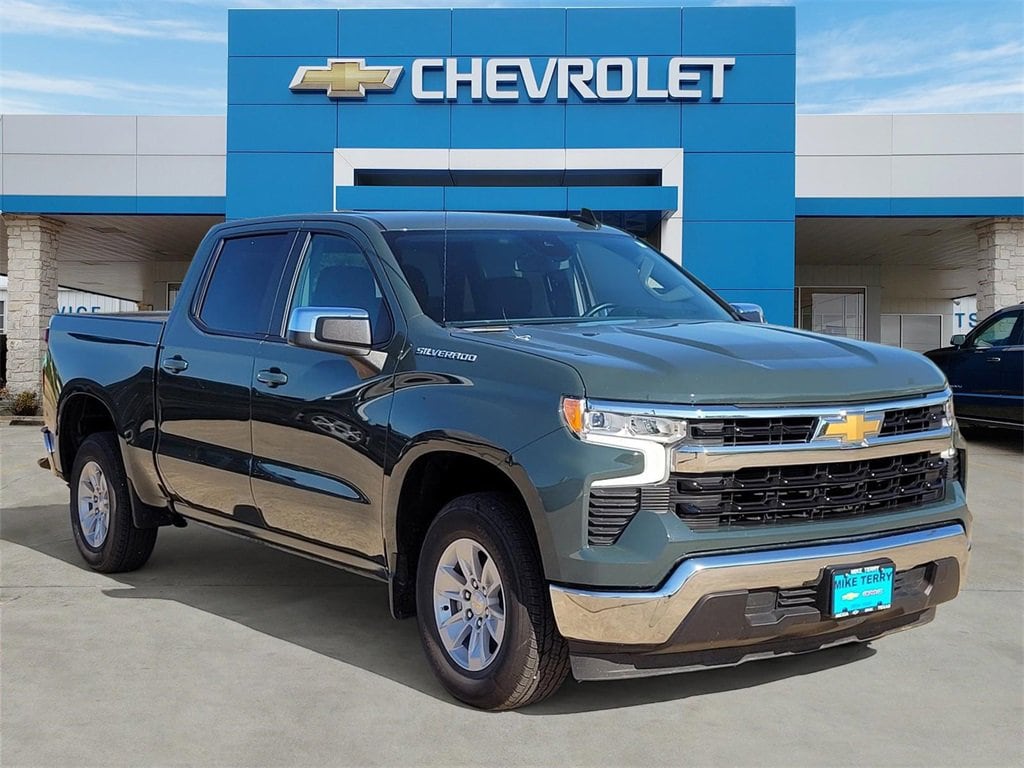 Used 2025 Chevrolet Silverado 1500 LT Truck