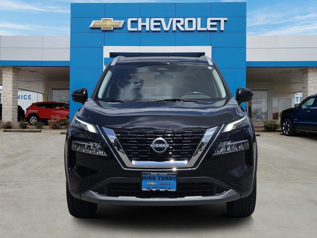 Used 2023 Nissan Rogue SV FWD SUV