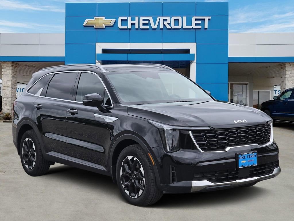 2025 Kia Sorento S AT's photo