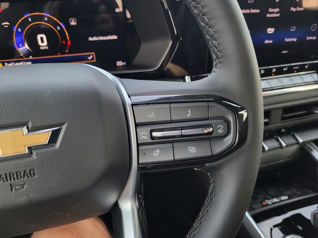 2025 Chevrolet Colorado LT - Photo 12