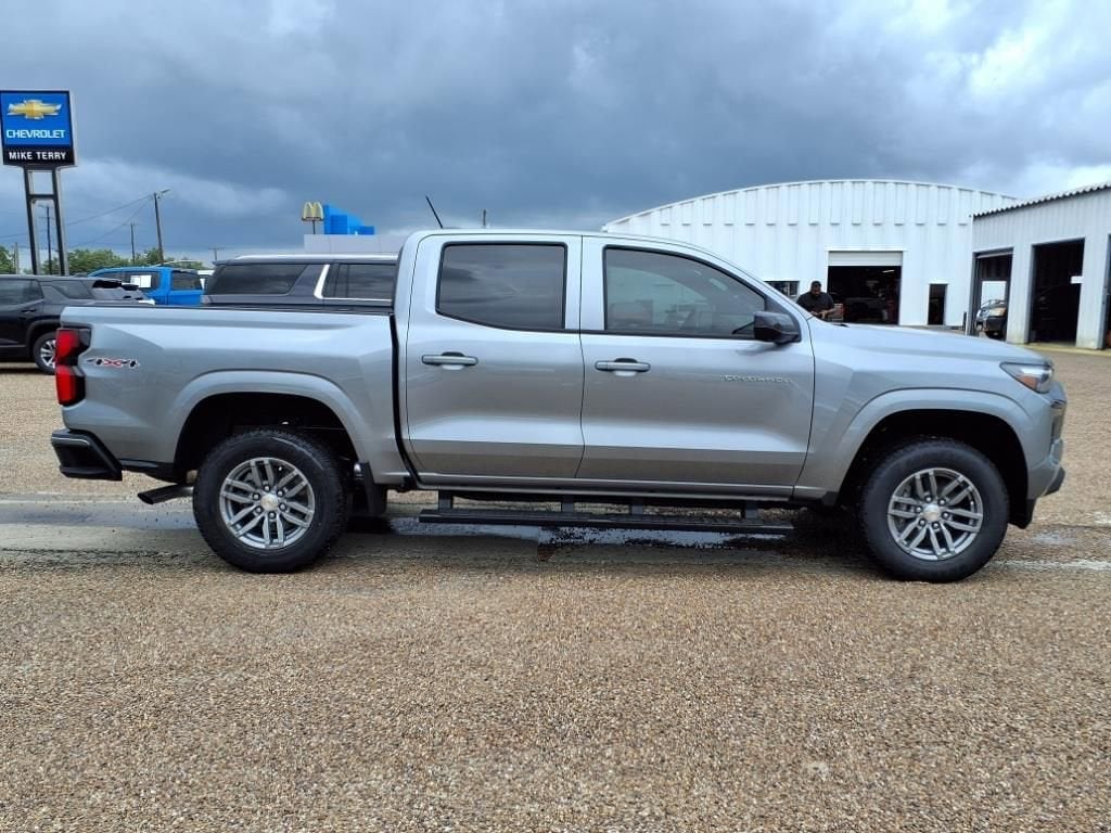 New 2025 Chevrolet Colorado LT Truck Crew Cab