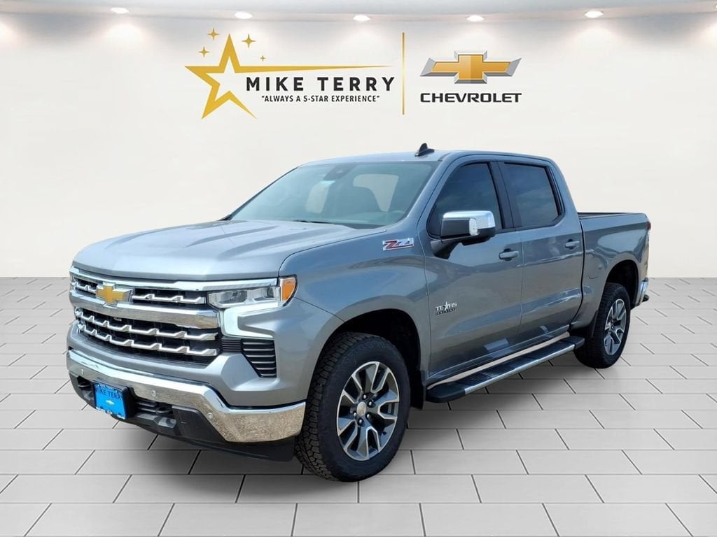 New 2026 Chevrolet Silverado 1500 LT w/1LT